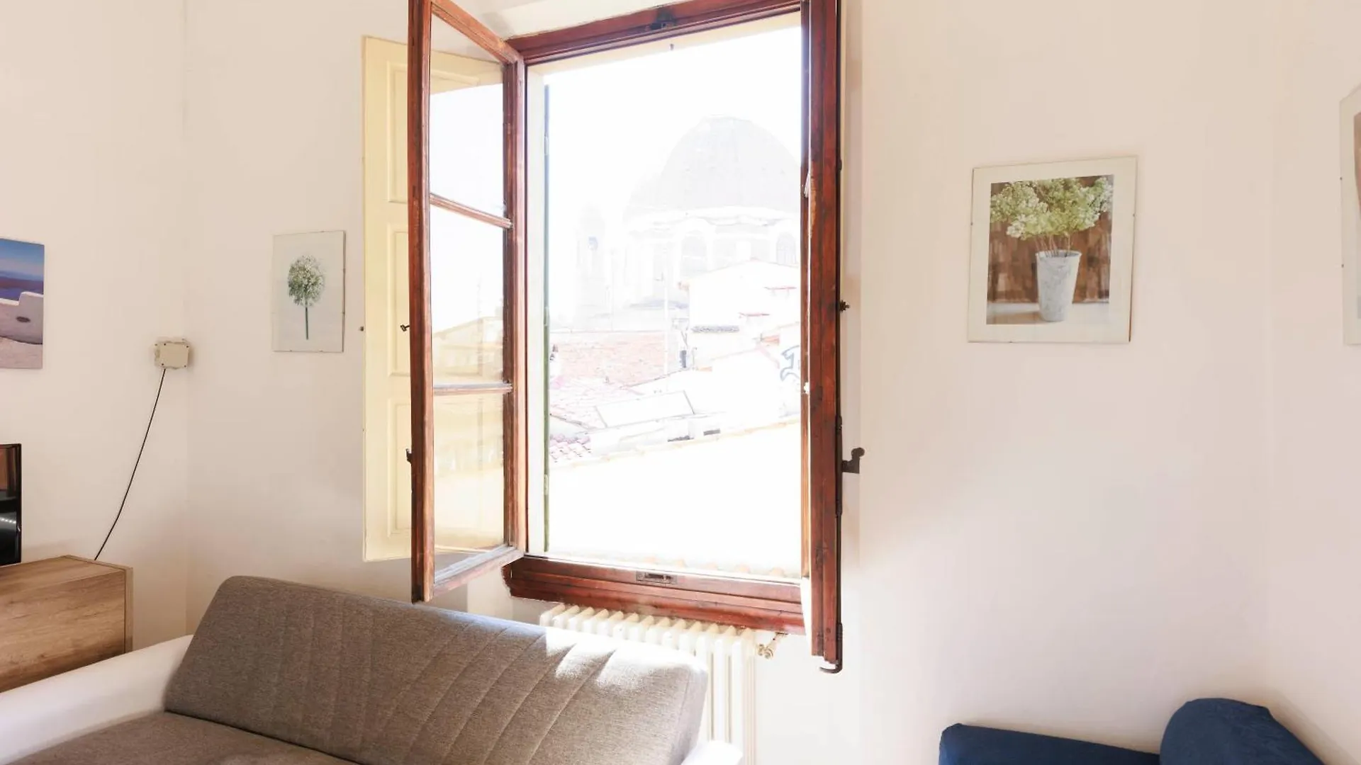Faenza Huge Apartment Florence Italy