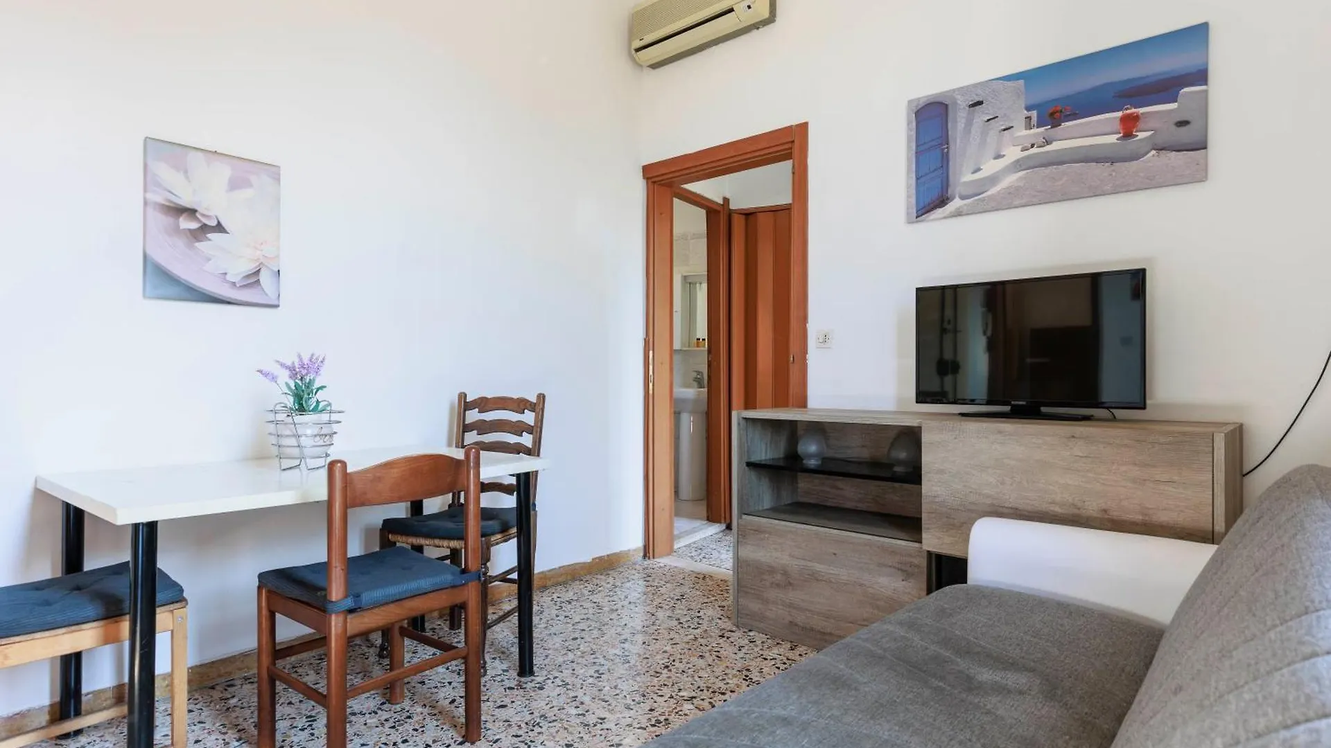 Faenza Huge Apartment Florence