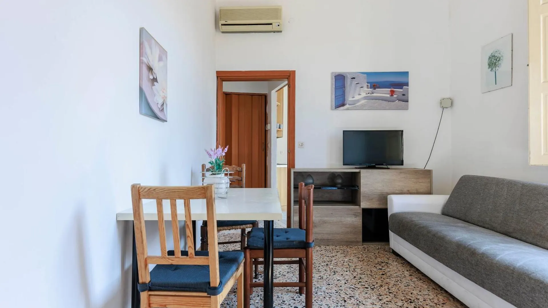 Faenza Huge Apartment Florence